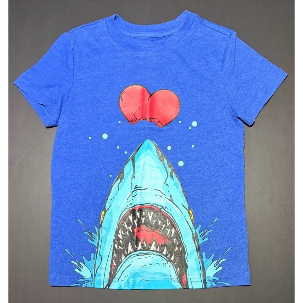 Cat & Jack Boys 2016 Unisex Kids Sz Small 6/7 Blue Shark‎ Heart Valentine's Day